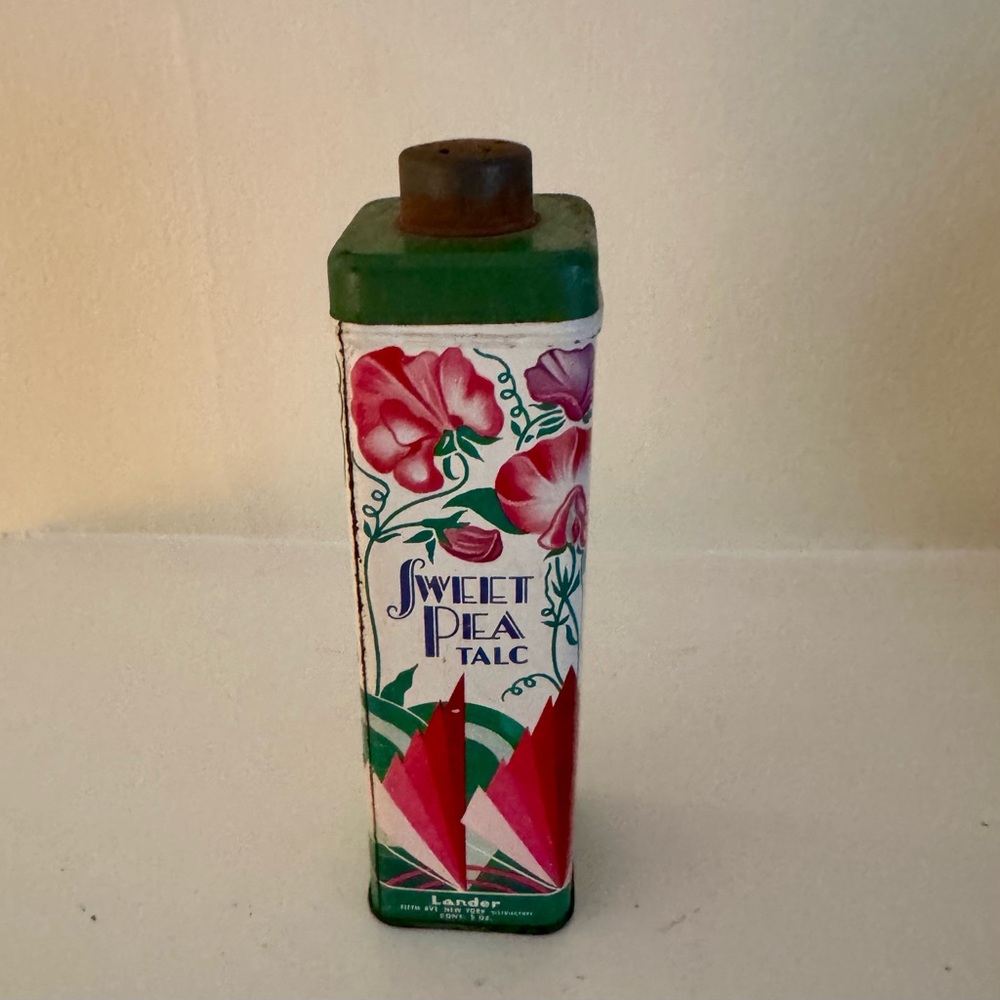 Vintage Sweet Pea Talcum Powder Tin. Early 1940’s